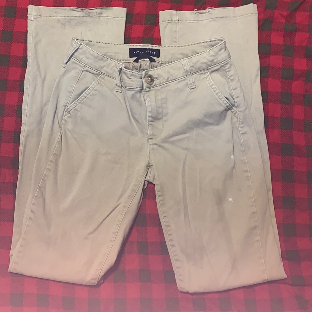Aeropostale Girls khakis